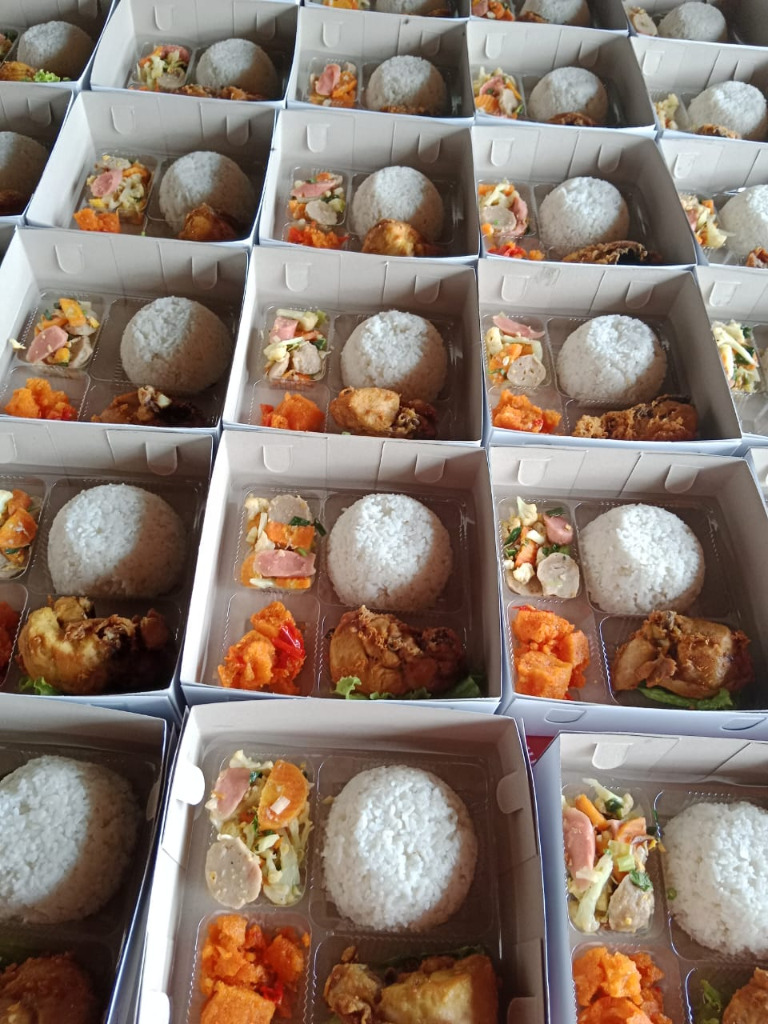 Aneka Produk RUMAH MAKAN RURI